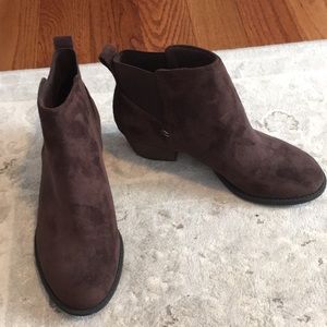 Dr. Scholl’s memory foam brown boots (never worn.)